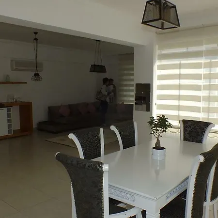 Taurus Residences 2 Apartment